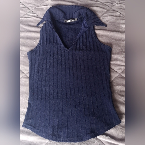 HKR Collection. Size S. - Picture 3 of 6